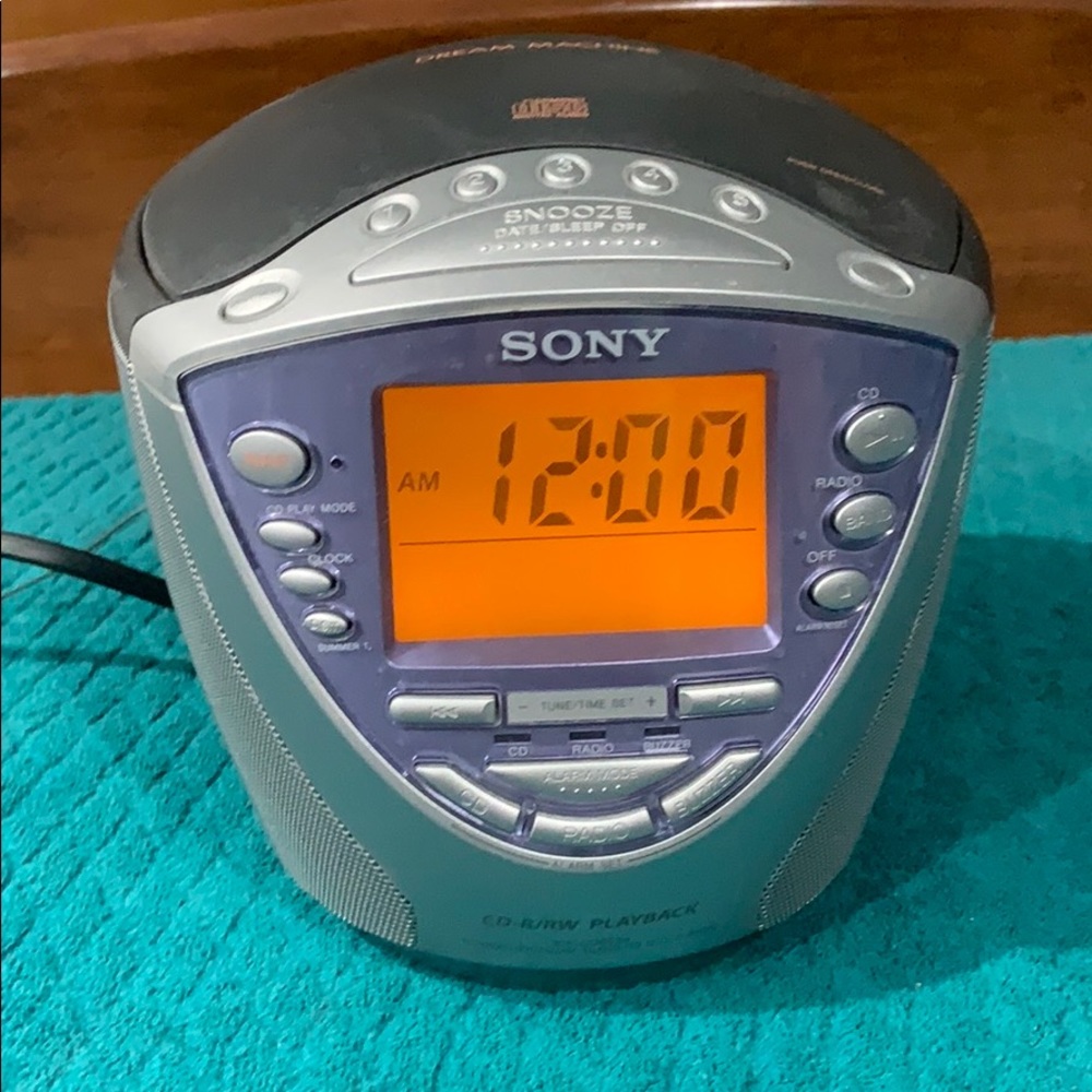 Sony Alarm clock/ radio/ cd player